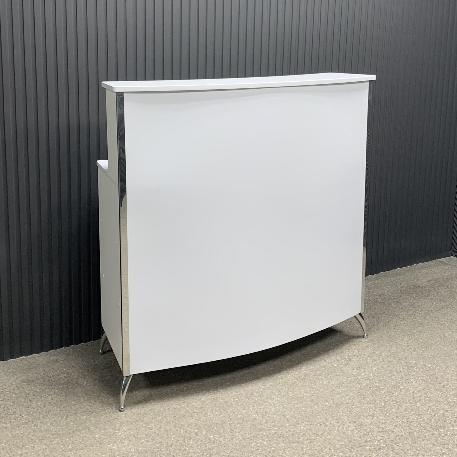 resepshen-lyuks-1-premium-demobrazec-belyy-glyanec-1.jpg Ресепшен Люкс 1 Демобразец — изображение 1